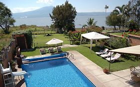 La Puerta Violeta Guesthouse & Spa